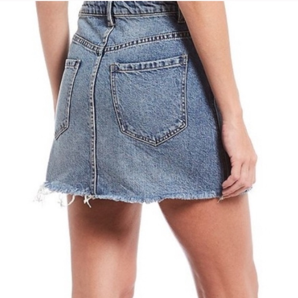 Free people denim mini skirt ✨ - Picture 4 of 4